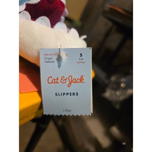 Cat & Jack Kids Shark Slippers Size Small 5-6 Blue Plush Animal House Shoes NEW - Picture 3 of 4